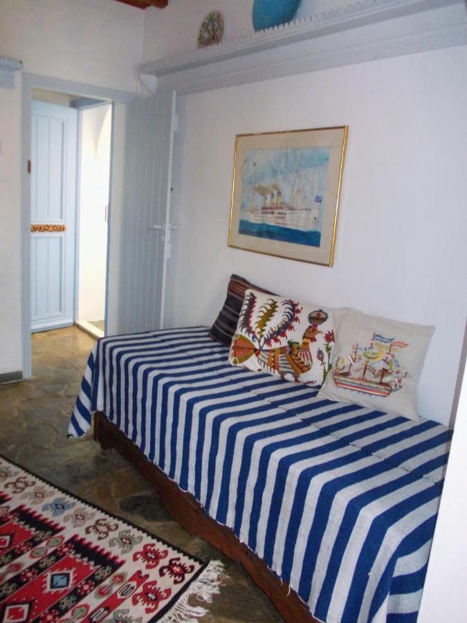 Nyfes Traditional Boutique Faltaina Skyros Buitenkant foto